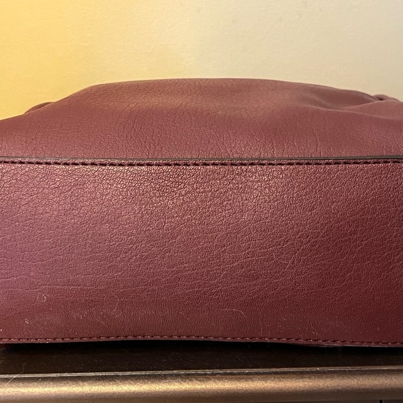 Liz Claiborne Lola Cranberry Red Shoulder Bag/Crossbody Purse - Picture 6 of 9